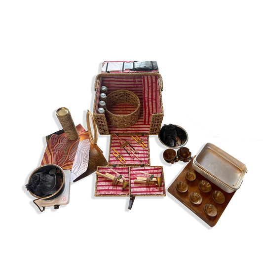 Group 'Artful Batik Retreats; Self Guided Experiential Batik Kit